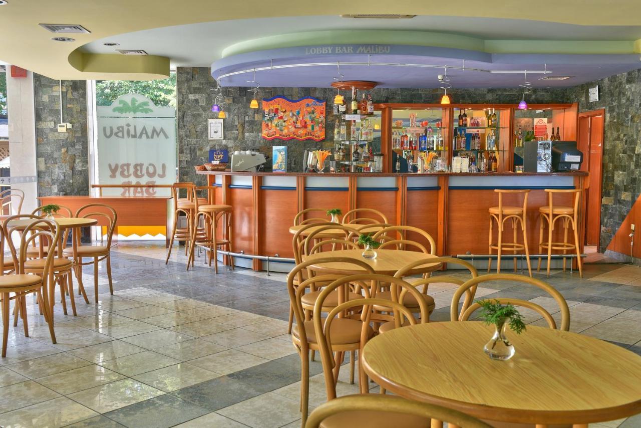 Hotel Malibu Albena Buitenkant foto